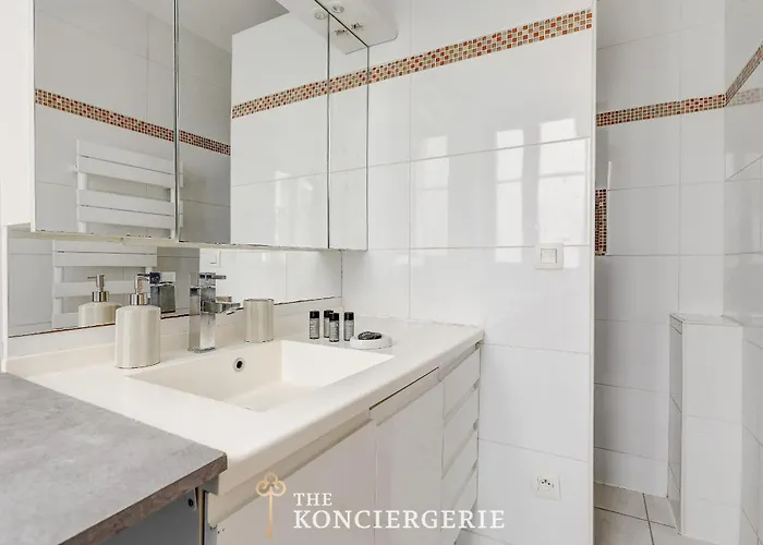 Le Refuge Parisien Porte D Orleans *